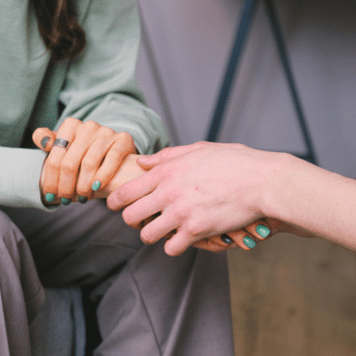 Domestic abuse support worker supporting a victim